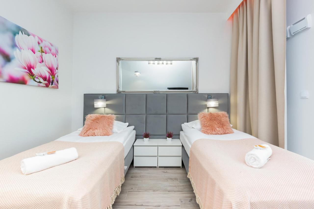 Apartments With Parking Warsaw Business Center By Noclegi Renters 외부 사진